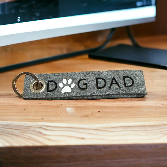 Schlüsselanhänger "Dog Dad"